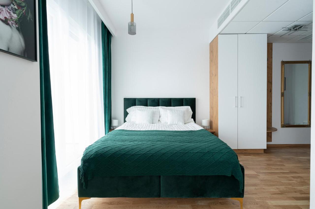 Apartamenty Wola Tower Warsaw Luaran gambar
