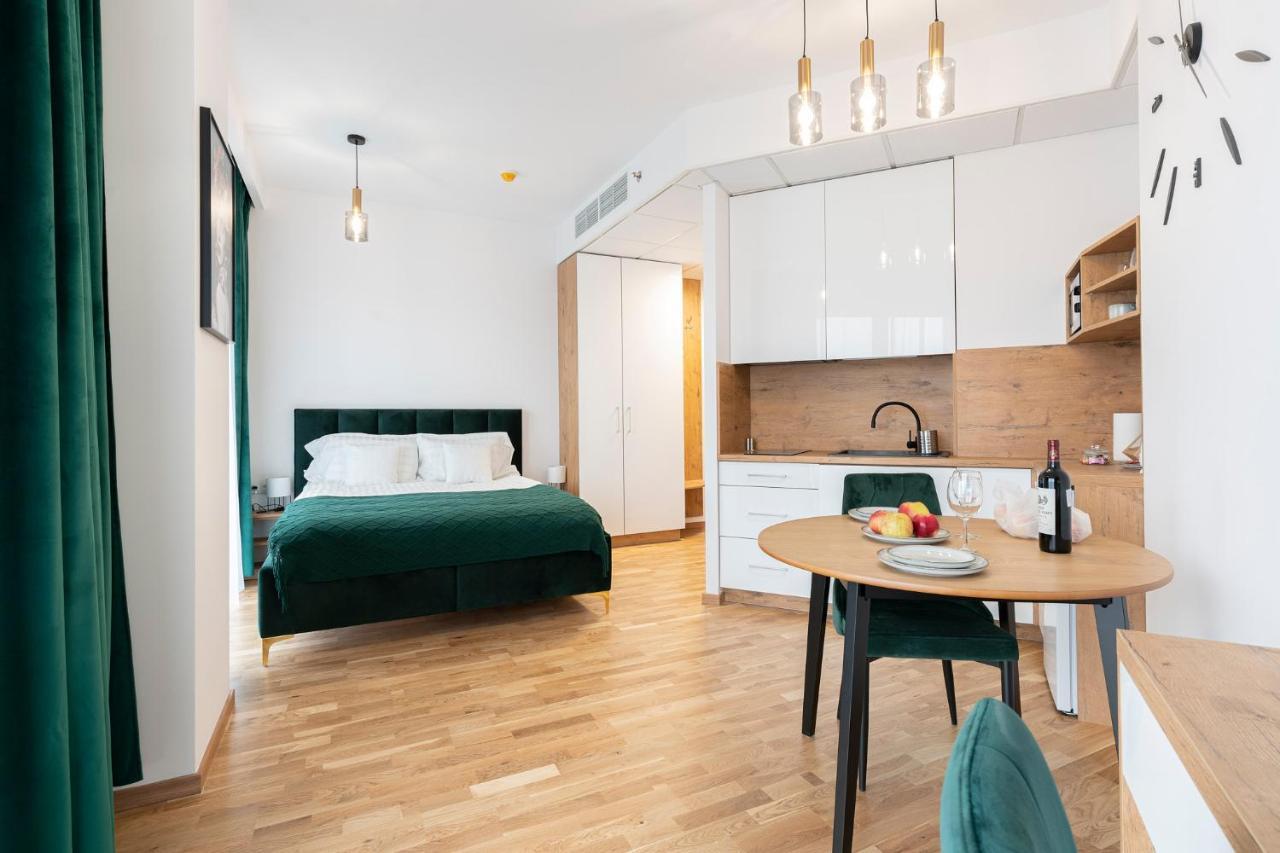 Apartamenty Wola Tower Warsaw Luaran gambar