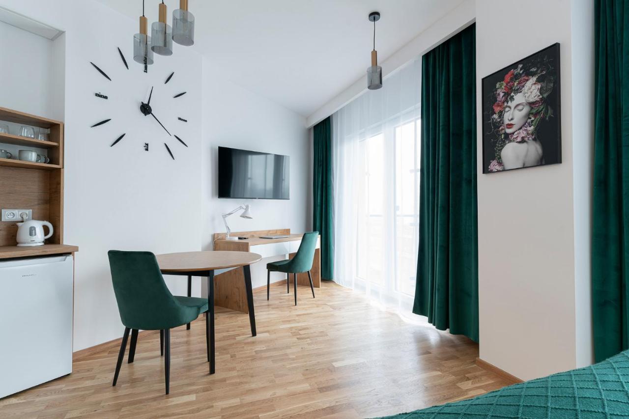 Apartamenty Wola Tower Warsaw Luaran gambar