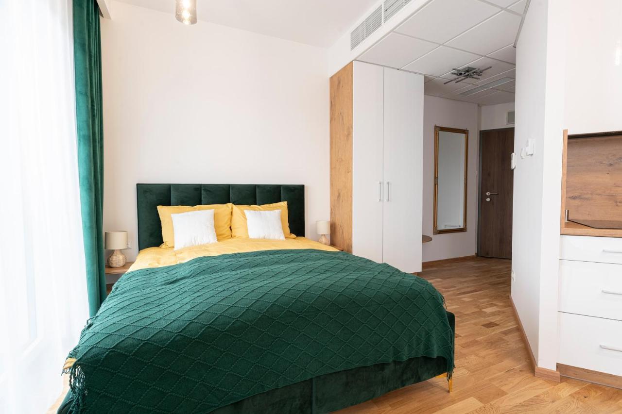 Apartamenty Wola Tower Warsaw Luaran gambar