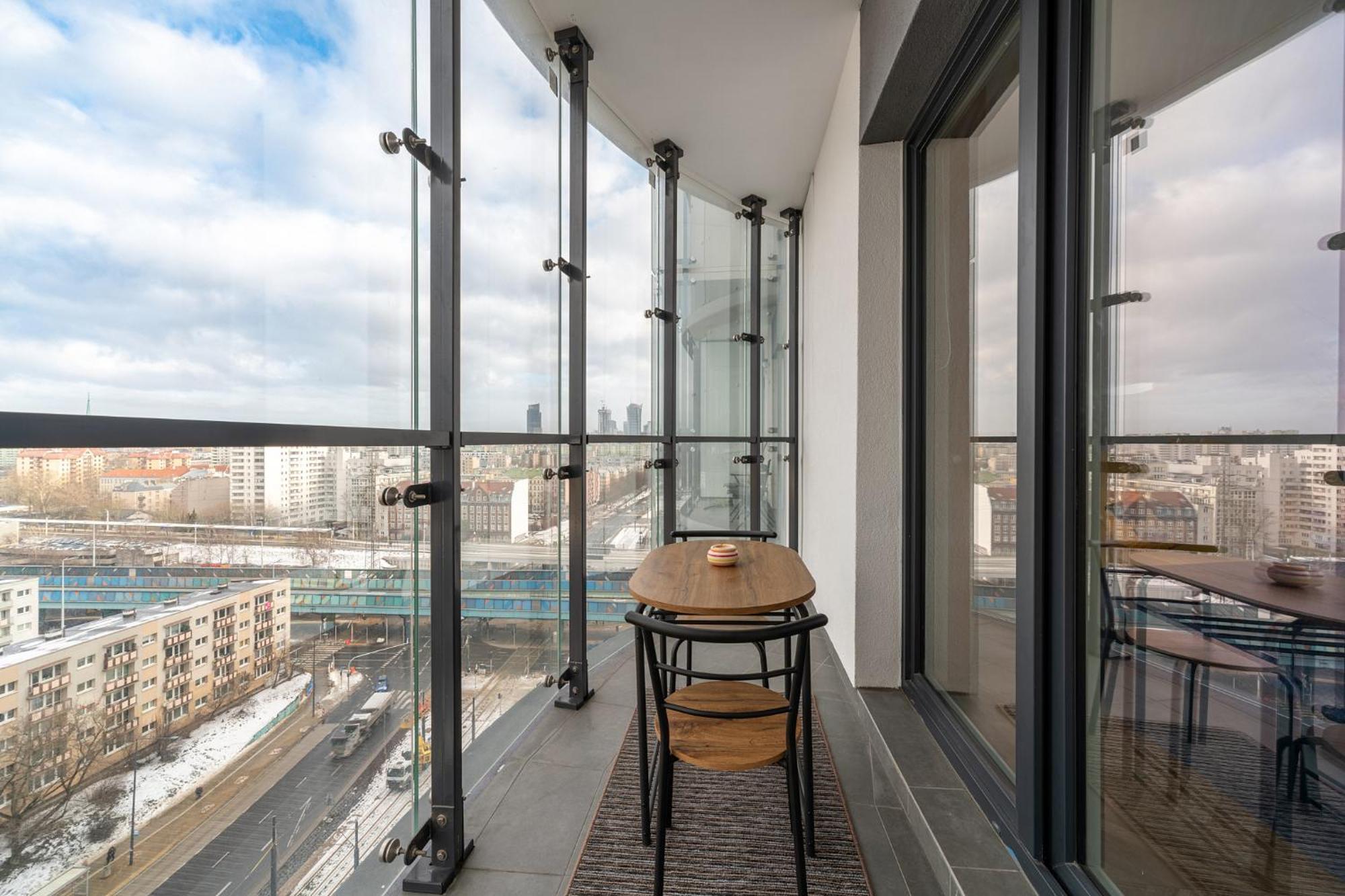 Apartamenty Wola Tower Warsaw Luaran gambar
