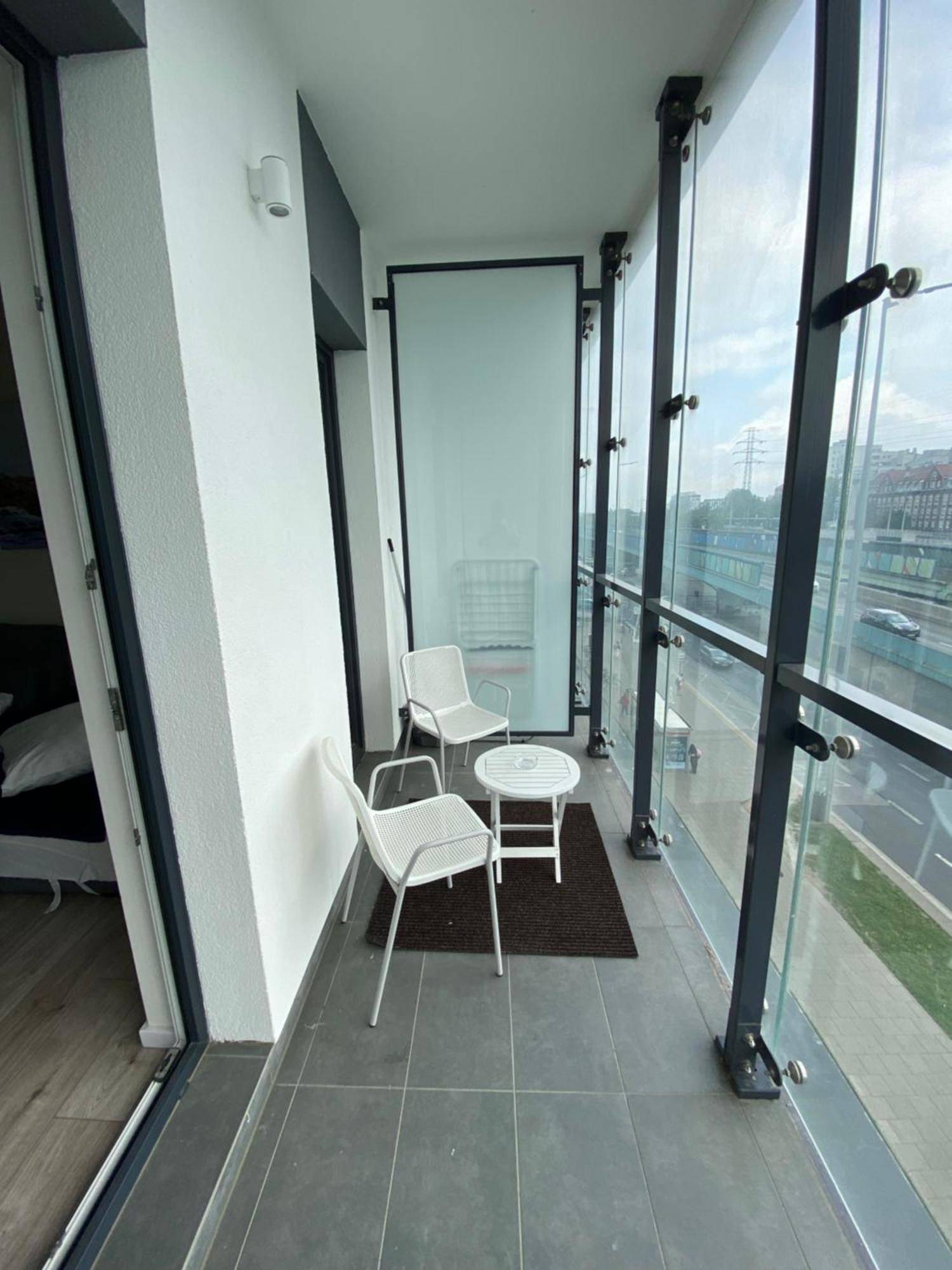 Apartamenty Wola Tower Warsaw Luaran gambar