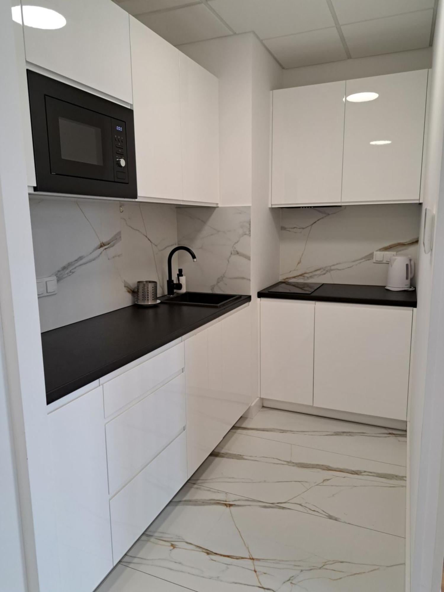 Apartamenty Wola Tower Warsaw Luaran gambar